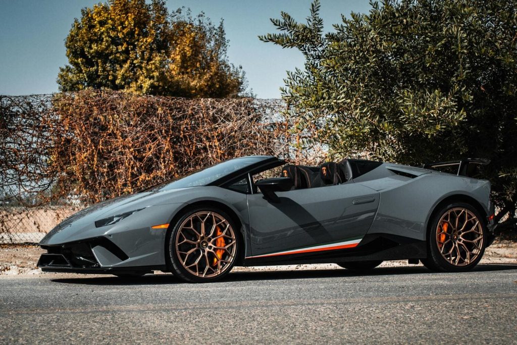 best-places-to-drive-a-lamborghini